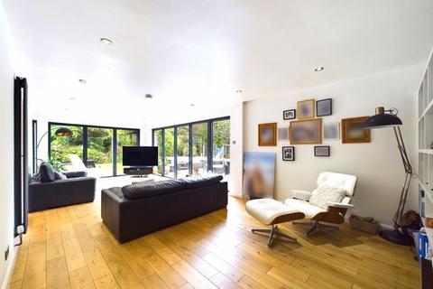Springfield Hedon Road, Burstwick, Hull, HU12 9HA