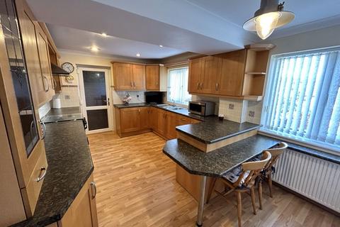 5 Brooklands, Colwyn Bay, LL29 8EN