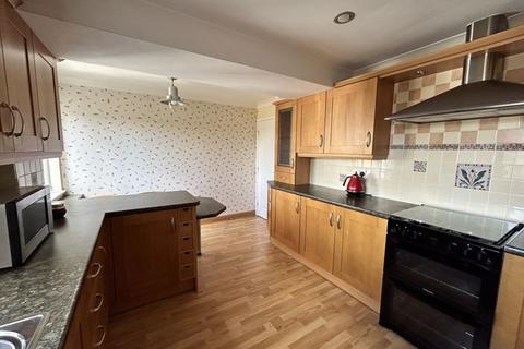 5 Brooklands, Colwyn Bay, LL29 8EN