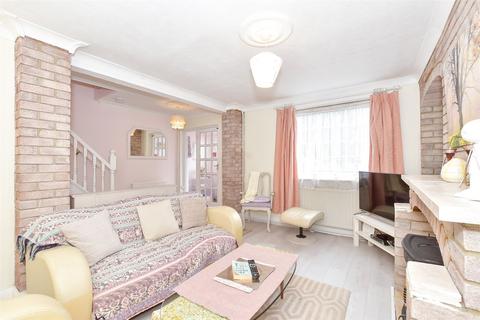 26 Hooks Lane, Havant, PO9 3DR