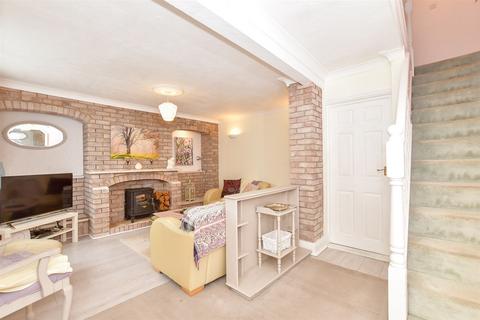 26 Hooks Lane, Havant, PO9 3DR