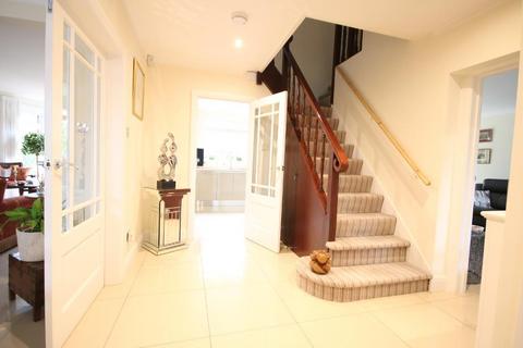 4 bedroom detached house for sale, Edgware HA8