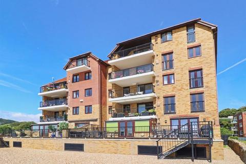 3 bedroom penthouse for sale, The Riviera, Folkestone CT20