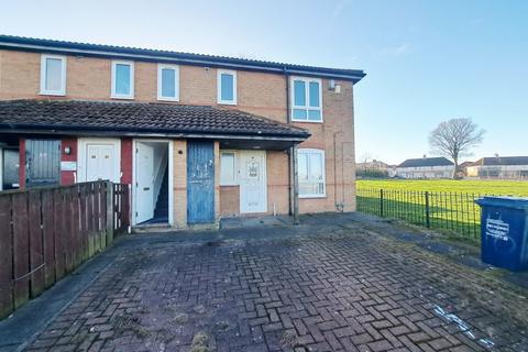2 bedroom flat to rent, Whinmoor Place, Newcastle Upon Tyne