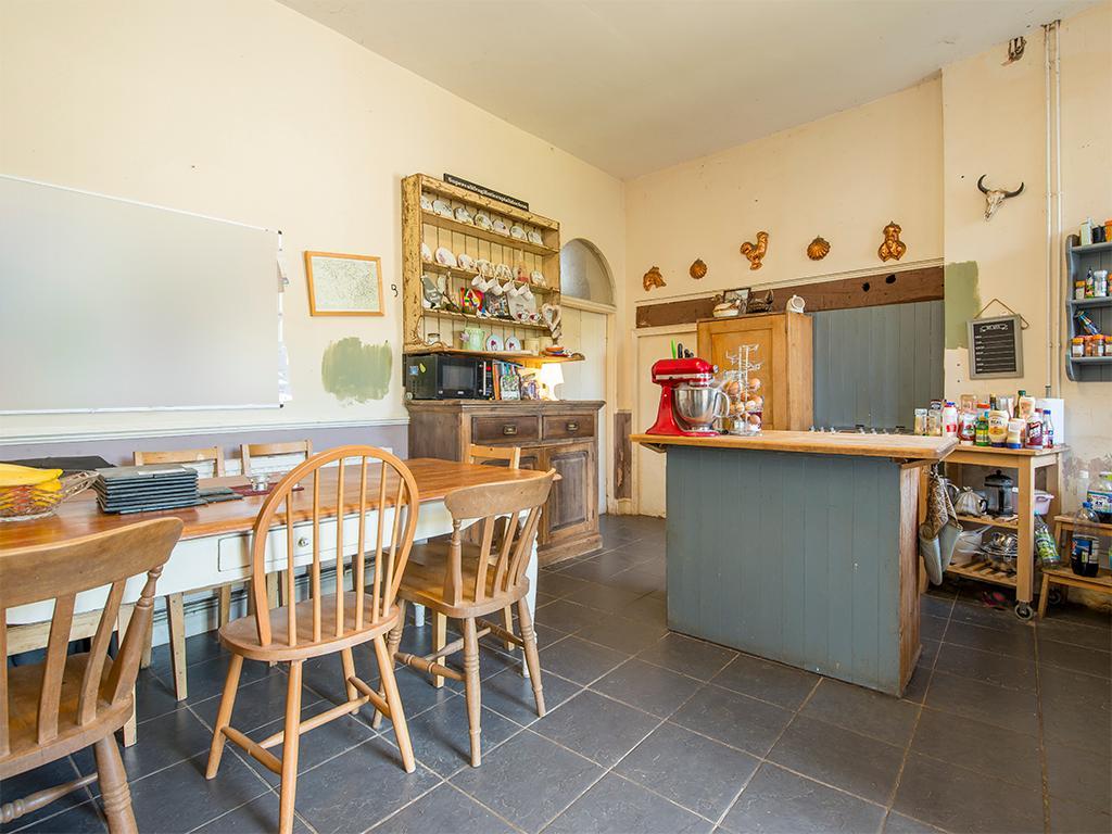 Kitchen / Breakfast Room