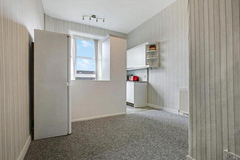 2 bedroom flat for sale, Circus Drive, Dennistoun, G31 2JH