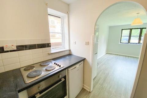 1 bedroom flat for sale, Golders Green, London NW11