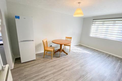 1 bedroom flat for sale, Golders Green, London NW11