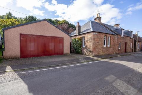 4 bedroom detached house for sale, Strathmiglo KY14