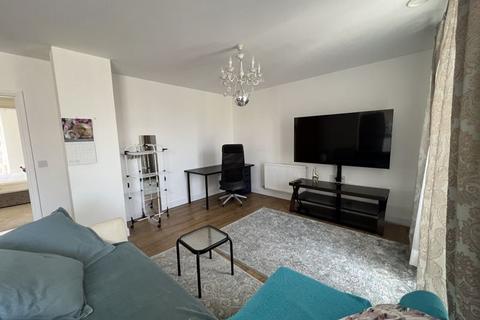 2 bedroom apartment to rent, Coxwell Boulevard, London NW9