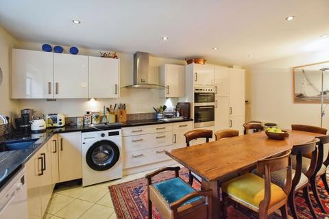 2 bedroom end of terrace house for sale, Farriers Mews, Scotgate, Stamford