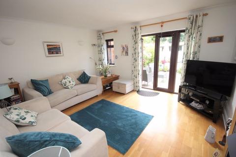 2 bedroom end of terrace house for sale, Long Crendon