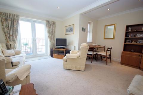 2 bedroom apartment for sale, The Starlings, Lee-On-The-Solent, PO13