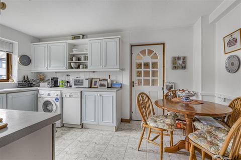 1 Downhams Lane, Cambridge, CB4 1XT