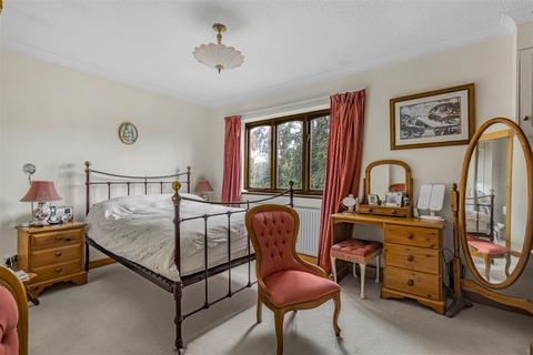 1 Downhams Lane, Cambridge, CB4 1XT