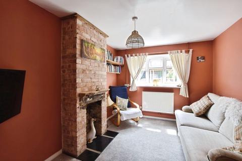 10 The Elms, Fovant, Salisbury, SP3 5JZ