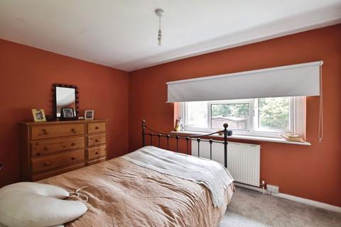 10 The Elms, Fovant, Salisbury, SP3 5JZ