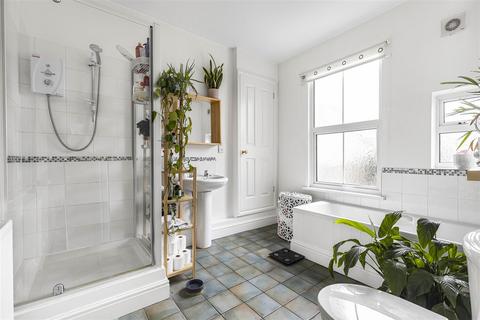21 Ferry Path, Cambridge, CB4 1HB