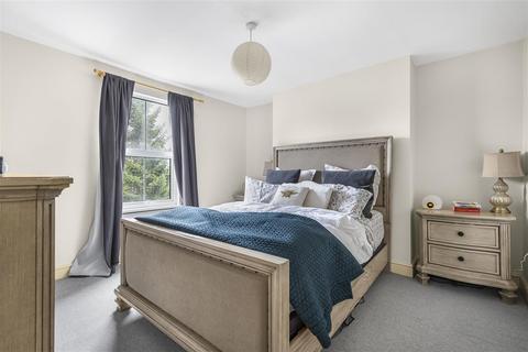21 Ferry Path, Cambridge, CB4 1HB