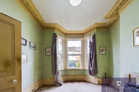 34 Beaconsfield Road, Twickenham, TW1 3HU