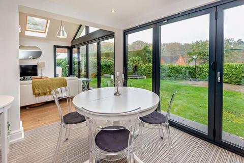 21a Cheapside Road, Ascot, SL5 7QR