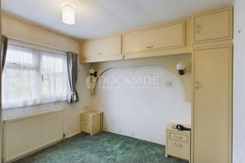 2 bedroom property for sale, Kingsmead Park, Rochester