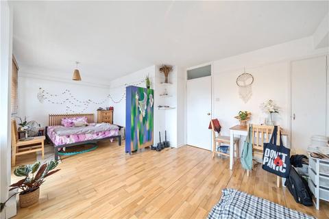 1 bedroom apartment for sale, Battersea High Street, London