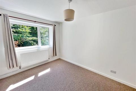 3 bedroom flat for sale, Davys Close, Wheathampstead