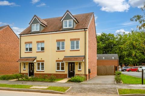 3 bedroom semi-detached house for sale, Lea Castle Drive, Kidderminster DY10