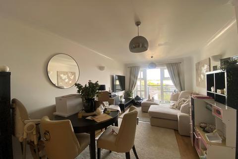 2 bedroom apartment for sale, Flat , Priory Heights, Buckingham Avenue, Slough