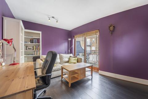 2 bedroom flat for sale, Chester Court, Trundleys Road, London, SE8