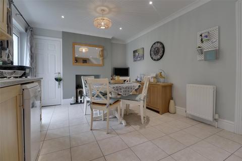 32 Broadfield Road, Barnstaple, EX32 9JW