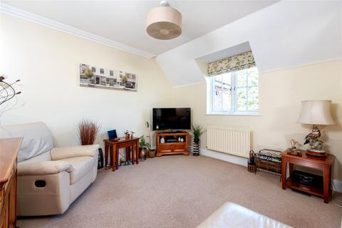 2 bedroom apartment for sale, Coopers Wharf, Buckingham, Buckinghamshire, MK18