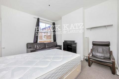 3 bedroom apartment to rent, SW2