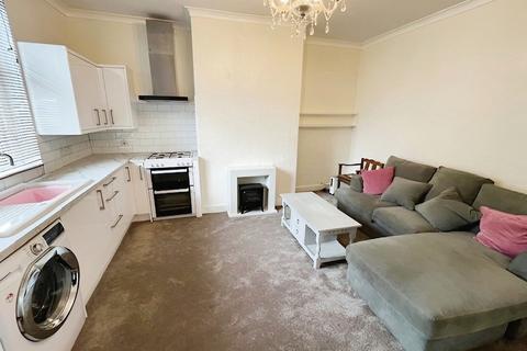 1 bedroom terraced house for sale, Whitcliffe Road, West Yorkshire BD19