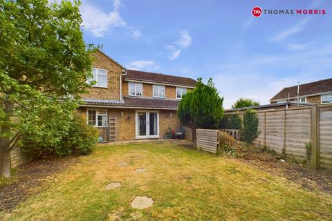 4 bedroom semi-detached house for sale, Erica Road, Cambridgeshire PE27