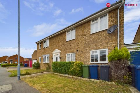 4 bedroom semi-detached house for sale, Erica Road, Cambridgeshire PE27