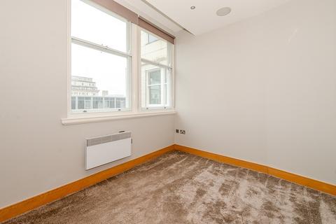 2 bedroom apartment to rent, Water Street, Liverpool L3