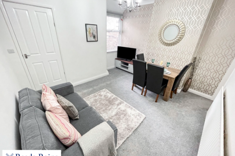 2 bedroom terraced house for sale, London Road, Staffordshire ST4