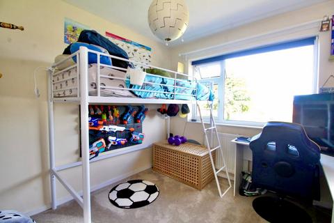25 Aulton Crescent, Hinckley, LE10 0XA