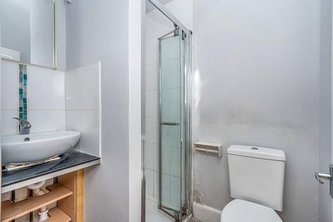 Studio to rent, Silverdale Road, Southampton SO15