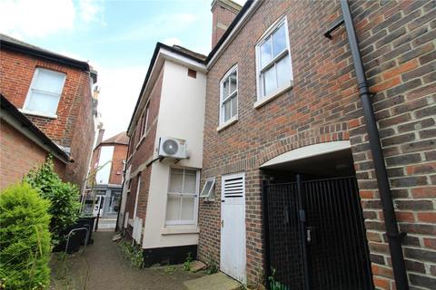 1 bedroom flat to rent, North Street, Hampshire PO9