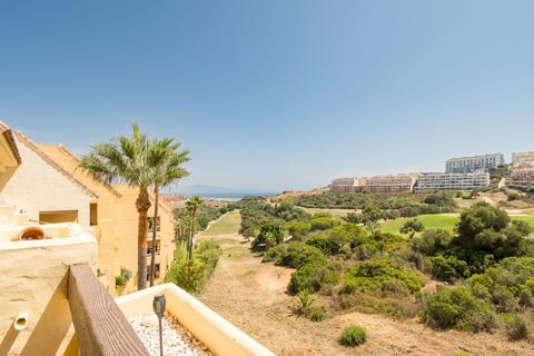 2 bedroom apartment, La Duquesa, Malaga, Spain