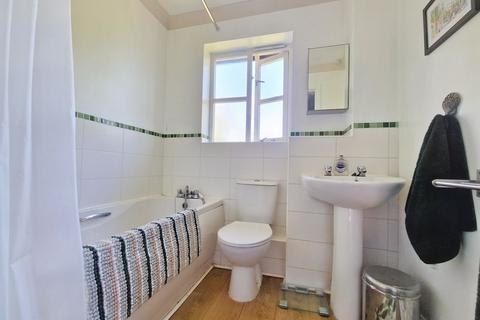 1 Ailsa Mews, Rochester, ME1 3HA