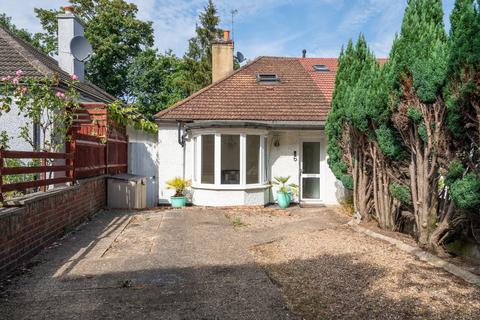 2 bedroom bungalow for sale, Sheepcot Lane, Watford, Hertfordshire, WD25