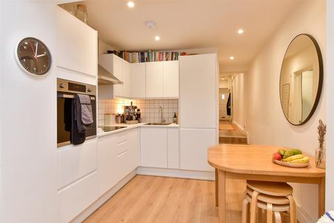 2 bedroom flat for sale, Milner Road, Brighton, East Sussex