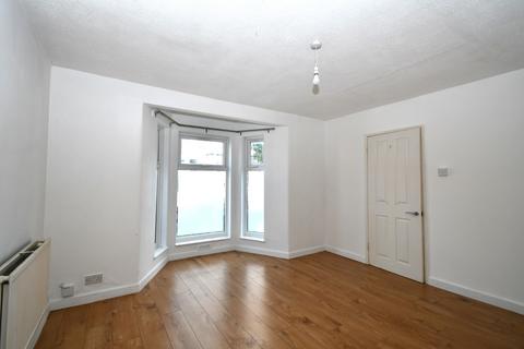 3 bedroom semi-detached house to rent, Higham Hill Road, London, E17