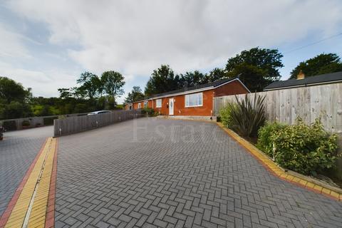 3 bedroom bungalow for sale, Curdale Close, Cleobury, DY14 8DZ