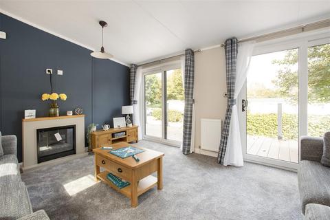 2 bedroom detached house for sale, Bredy Lane, Burton Bradstock, Bridport