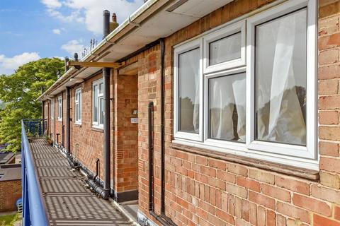 1 bedroom flat for sale, Limbrick Lane, Goring-By-Sea, Worthing, West Sussex